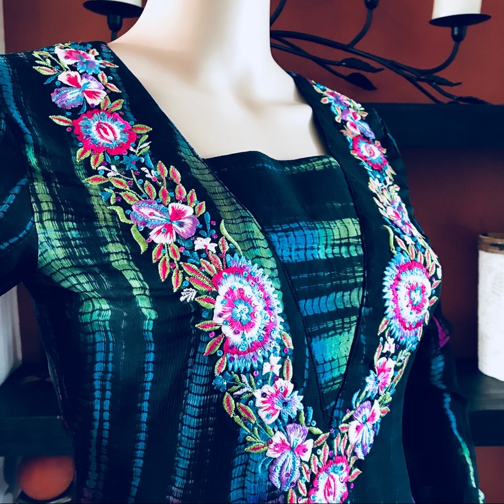 Handmade Silk Embroidered Tunic Blouse Colorful Boho Size Small Festival Artsy - Picture 5 of 12